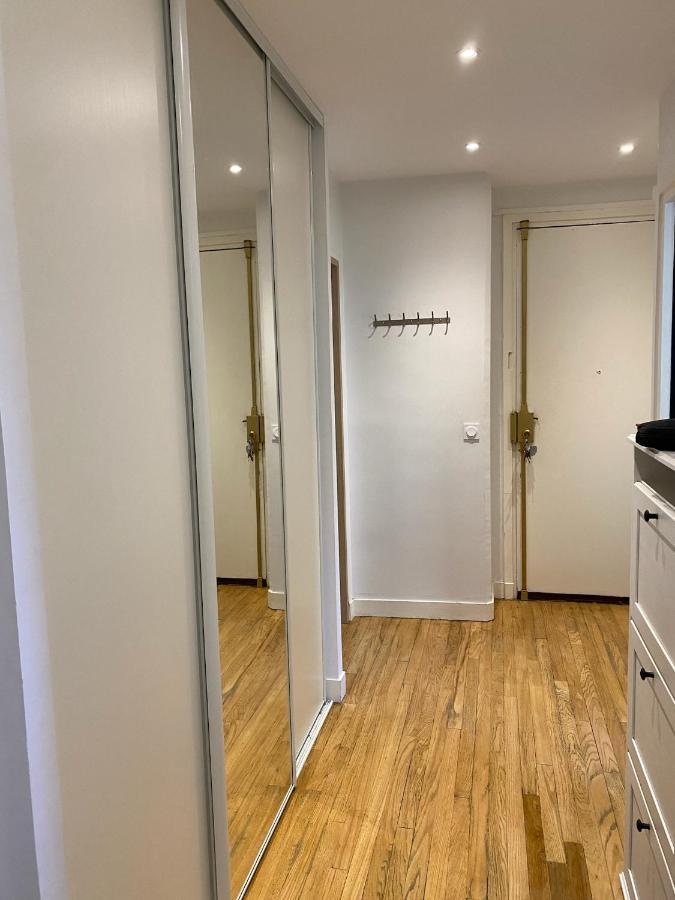 Grand F2 Avec Vue Sur La Maison De Georges Brassens Daire Paris Dış mekan fotoğraf